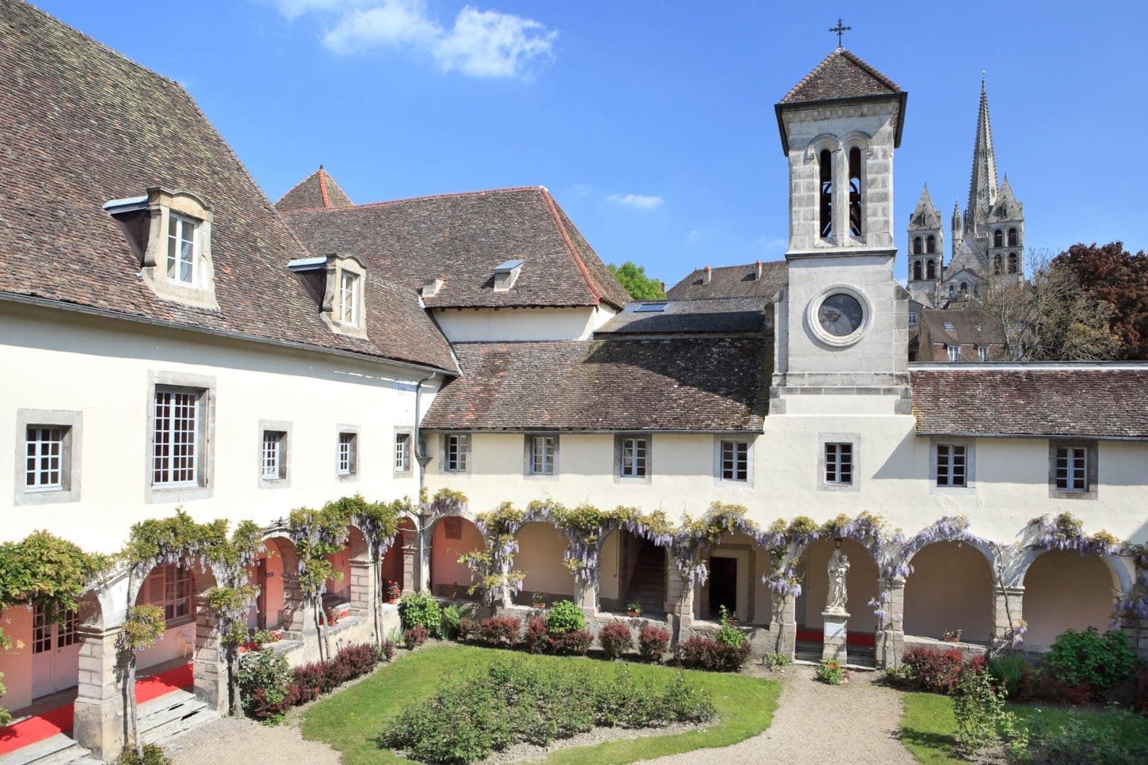 Vue Maison LAZARE Villa Médicis Autun, résidence senior Autun
