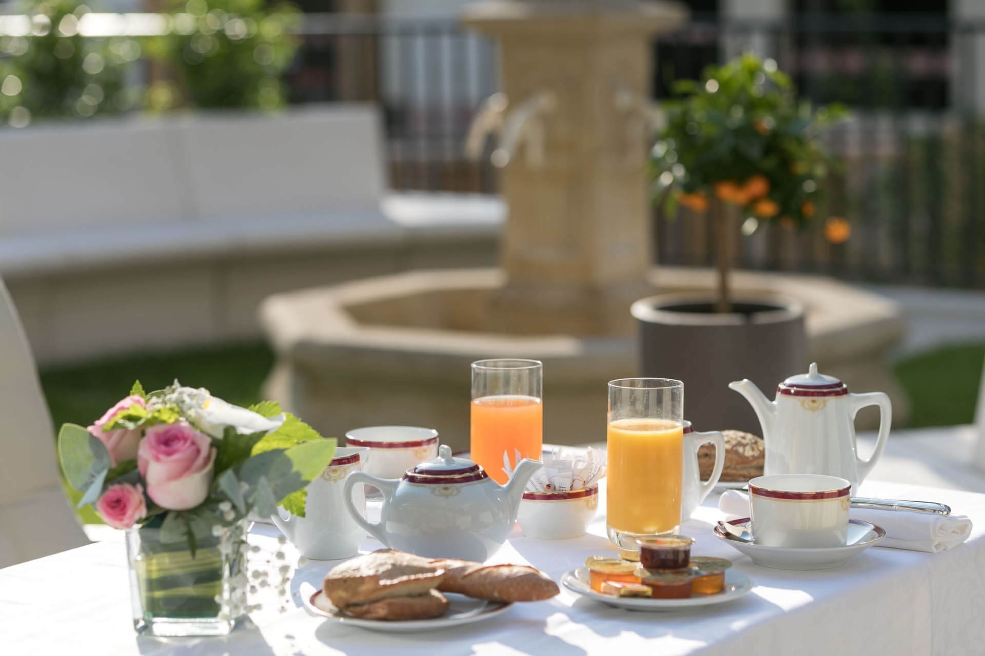 Petit déjeuner à la Résidence villa médicis - Confort et bien vivre