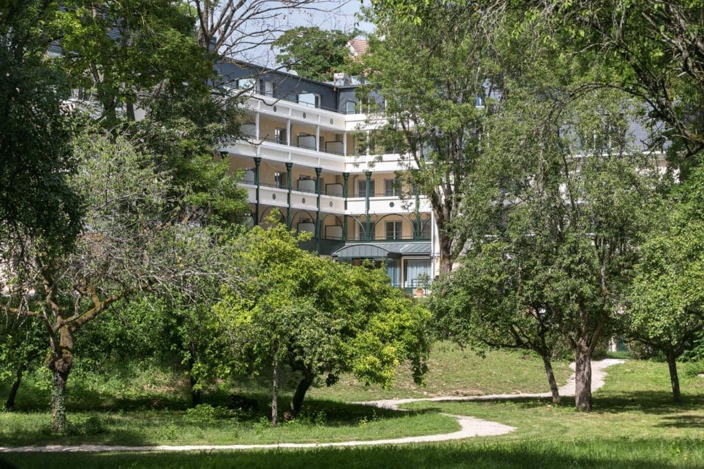 Façade Résidence senior Dijon - Villa Médicis